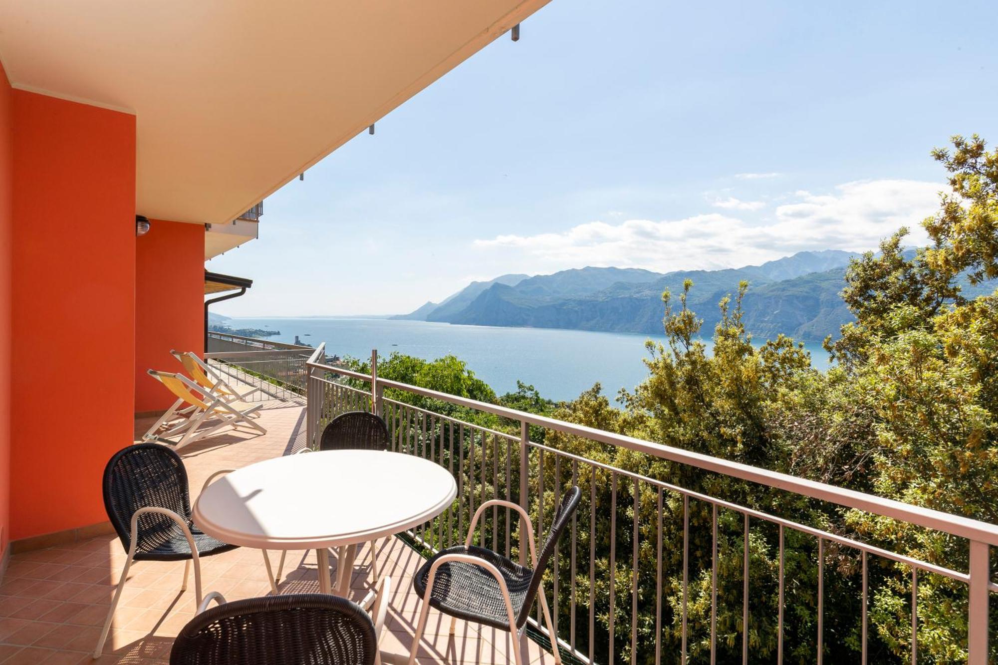 Casa Prea Apartments Малчезине Екстериор снимка